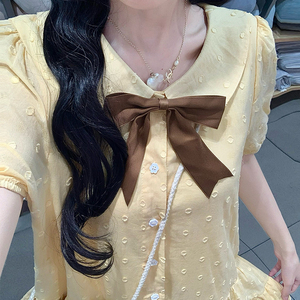 实拍夏季新款萌萌黄油色少女黄色波点提花蛋糕连衣裙
