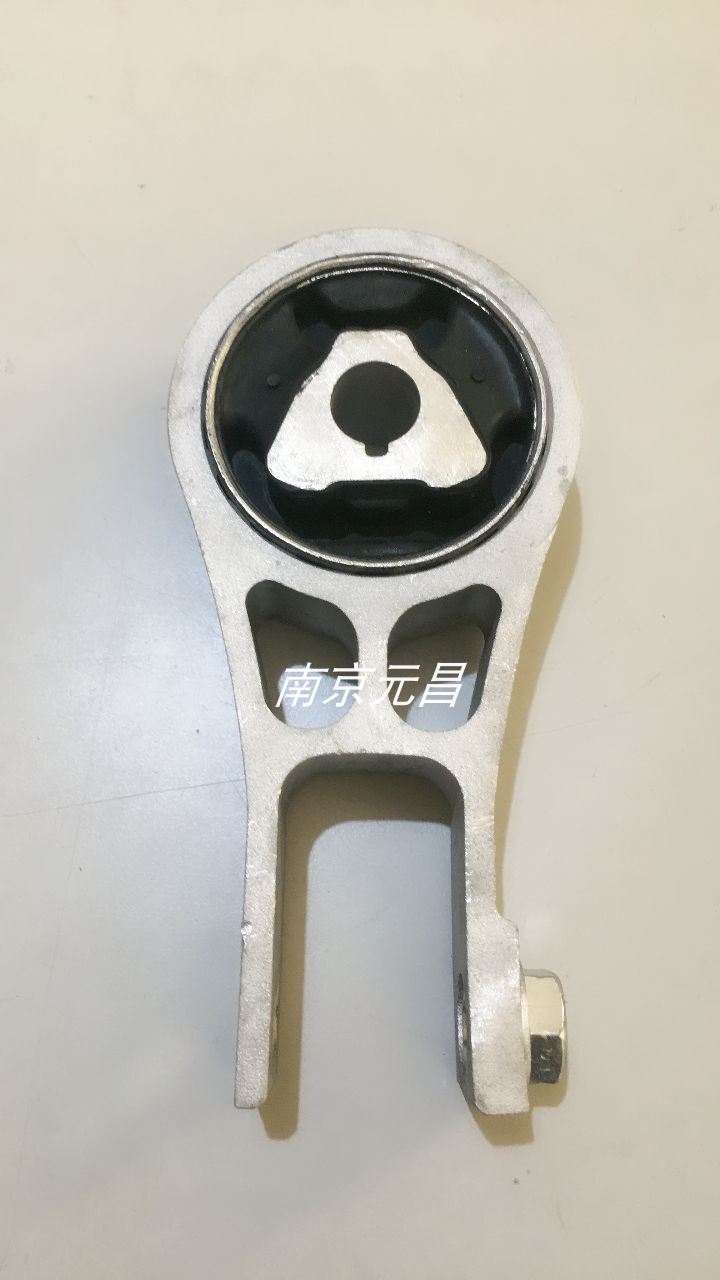 jeep自由侠指南者1.4T发动机后机脚胶 波箱支架 机爪垫支架垫菲克