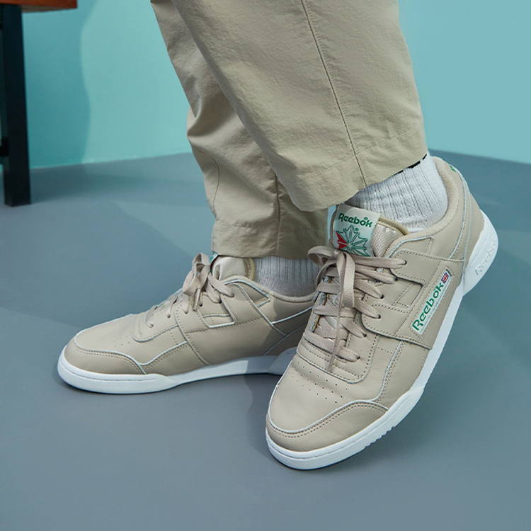 锐步WORKOUT复古运动休闲板鞋