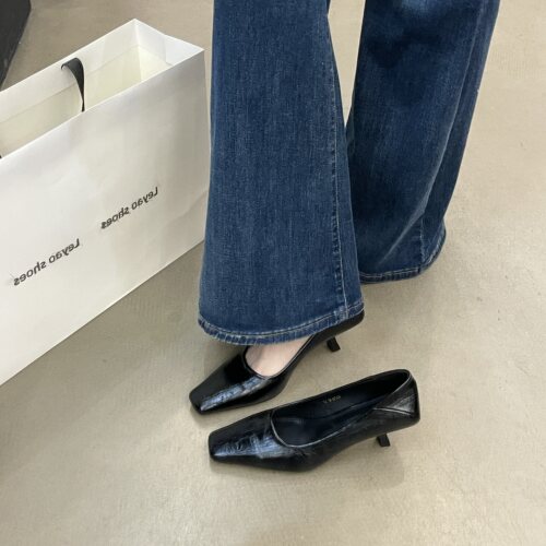 法式方头浅口漆皮细跟通勤单鞋