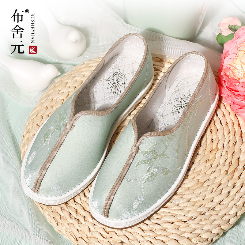 春季新品老北京布鞋女士千层底优雅复古汉服刺绣平底透气国风舒适
