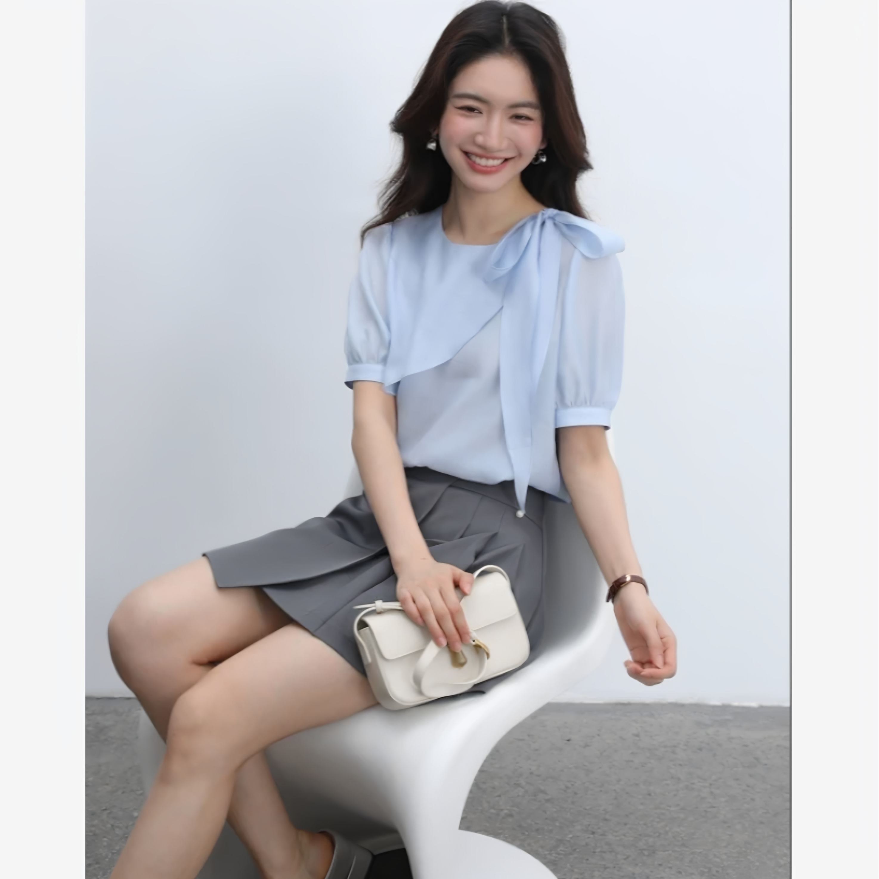 曼贝8692156蓝色衬衫女气质时尚小众法式衬衣宽松夏季百搭休闲