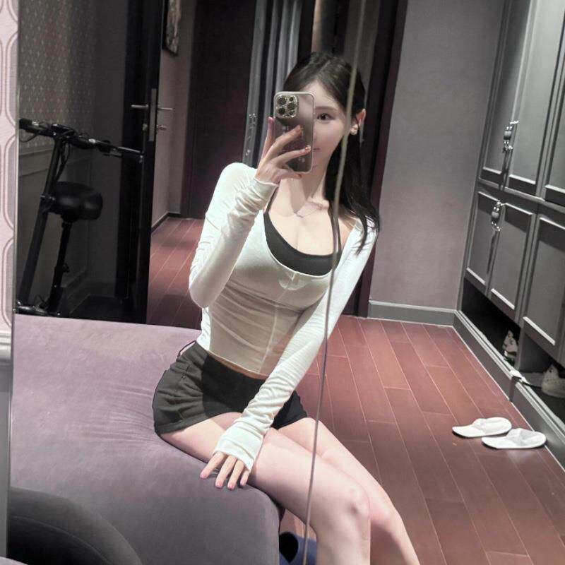 时尚套装性感叠穿修身T恤短款上衣女春季新辣妹挂脖吊带两件套t桖