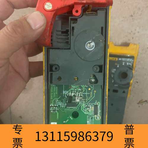 众桦福禄克381万用表，没屏幕和电池盖，当配件了，议价