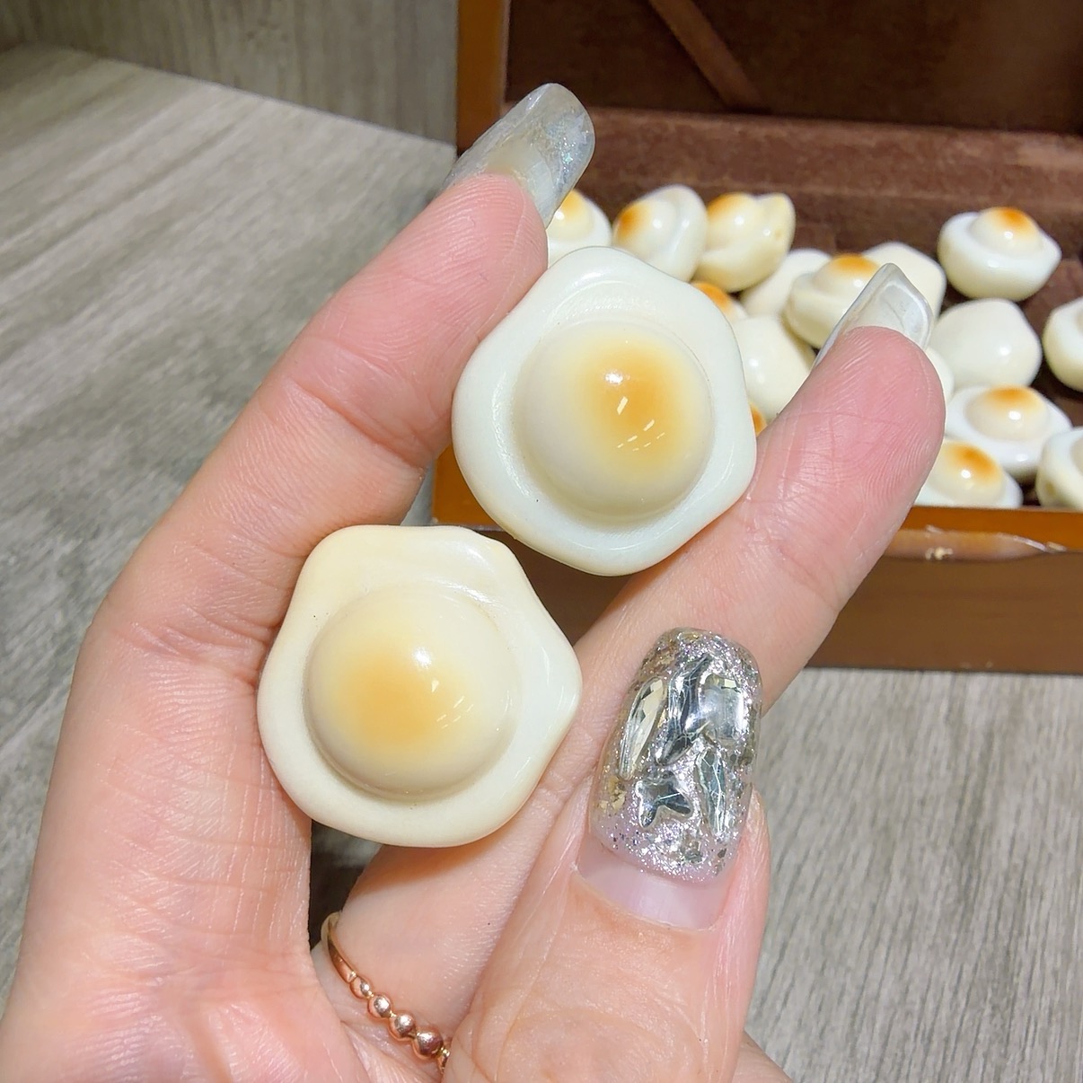 新品象牙果碳烤荷包蛋配件手工DIY文玩佛珠手串配珠配饰挂件