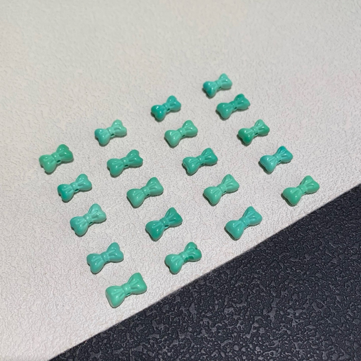 磷镁矿绿松蝴蝶结配件diy手工文玩佛珠手串项链隔珠配珠配饰百搭