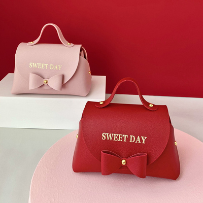 欧式结婚喜糖袋婚庆伴手礼皮质手拎喜糖盒生日诞辰礼糖果袋礼品袋