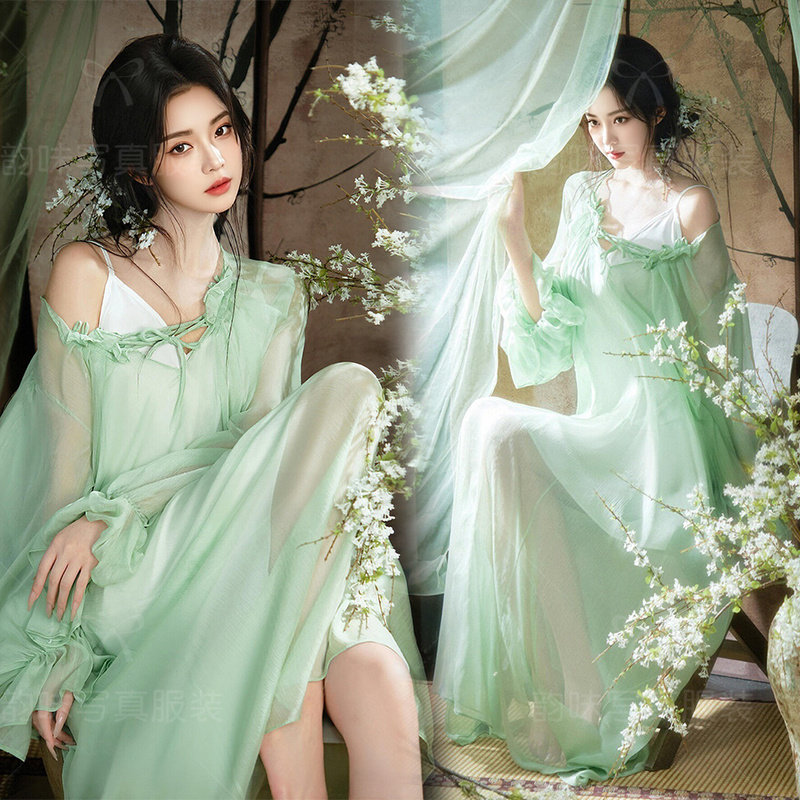 影楼新款26年其他摄影服拍照写真图片
