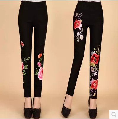 23新款绣花打底裤女民族风铅笔裤