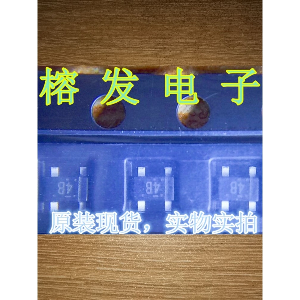 DB4J406K0R/Schottky Diode 40V 75mA/SMINI4丝印:4B