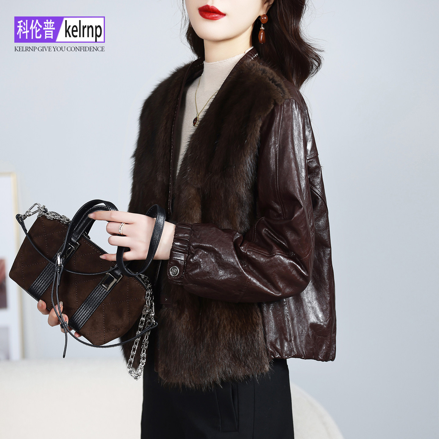 真皮羽绒服女短款2026冬新OL青根貂毛领头层油蜡绵羊皮衣鹅绒外套