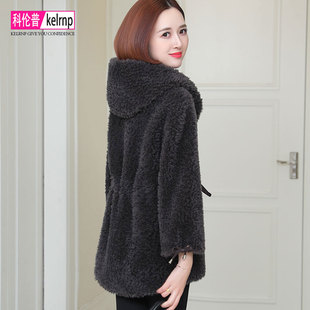 羊剪绒大衣女新款 宽松显瘦系带帽羊羔毛毛颗粒皮草外套 2026冬短款