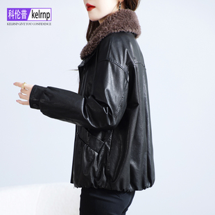 真皮羽绒服女短款2025冬新大牌羊毛领海宁油蜡头层牛皮衣鹅绒外套