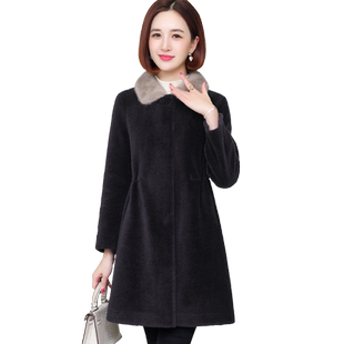 羊剪绒大衣女新款2025冬中长水貂毛领减龄百搭颗粒羊羔毛皮草外套