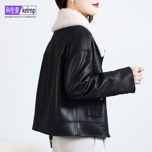 洋气质高档品牌鹅绒羽绒外套