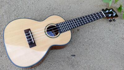 瀚海●ukulele尤克里里hanhai23寸桃花芯单板HH-SMC