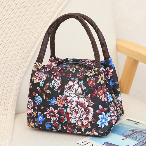 时尚风便携户外手提袋妈咪包