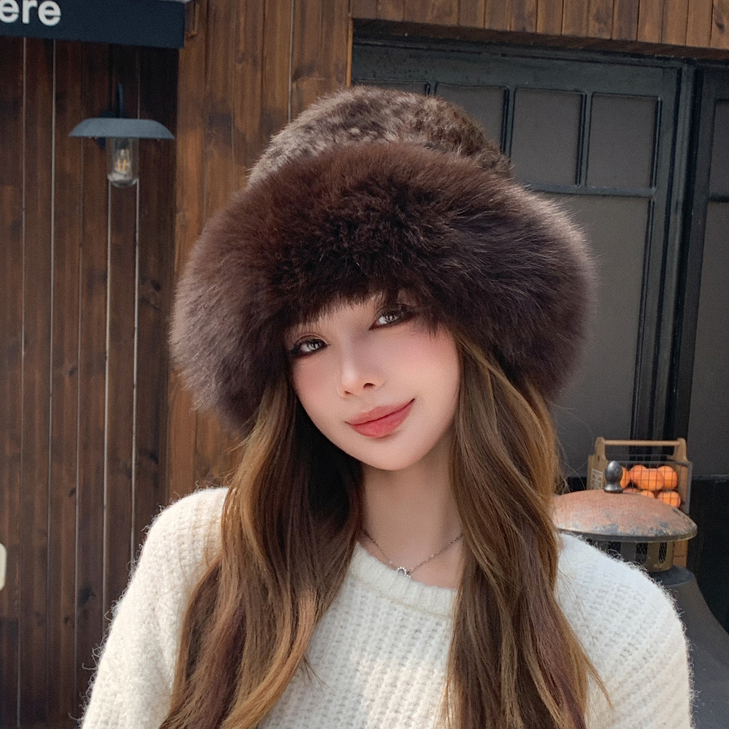 真兔毛编织渔夫帽休闲气质百搭女冬季保暖护耳狐狸毛帽檐皮草帽子