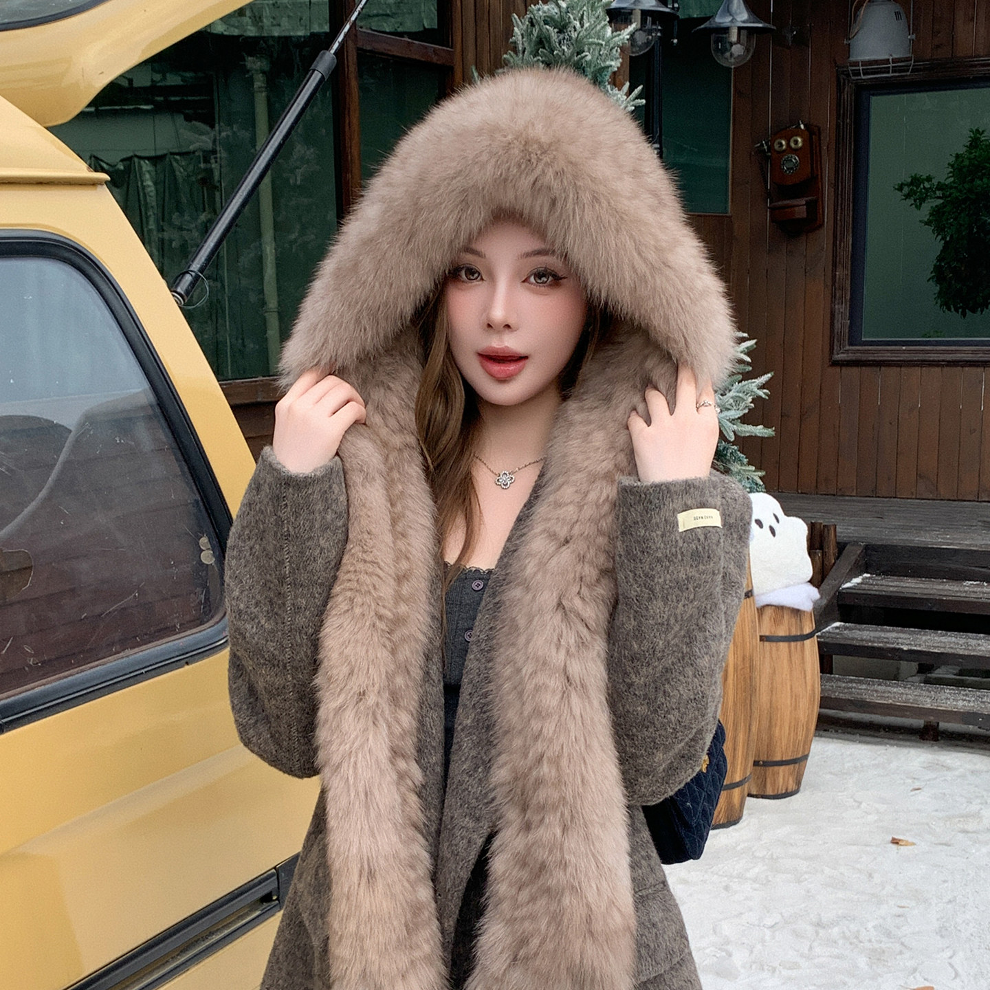 时尚穿搭紫貂色狐狸毛围巾帽子一体女冬季户外保暖护耳真毛风雪帽