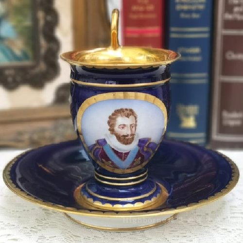 SOLD法国古董老式帝国瓷器咖啡茶杯和碟亨利四世手绘肖像，约1910