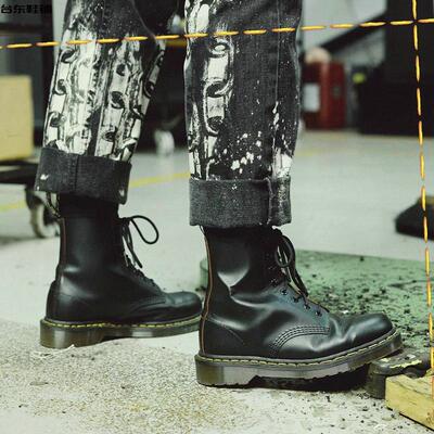 1460经典款硬皮八孔马丁靴