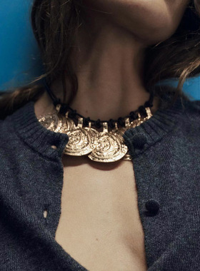欧美风2024秋季新款项链金属质感