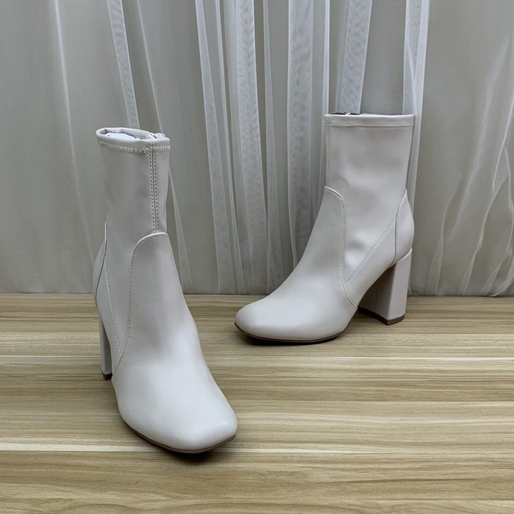 外贸原单显瘦气质韩版温柔淑女百搭时尚纯色肤色黑色方头方高跟靴