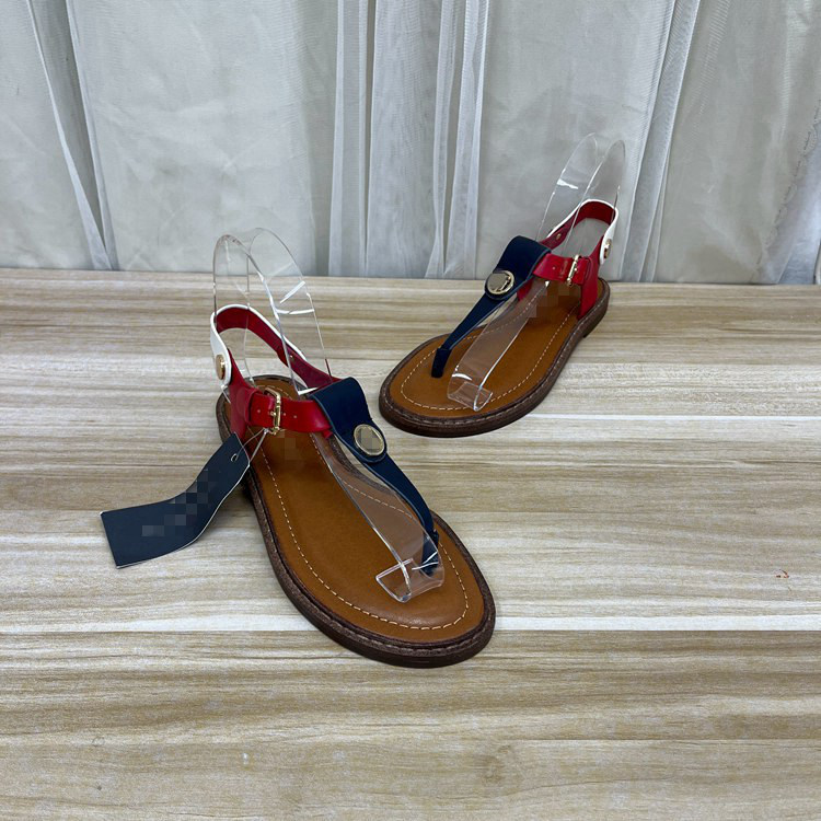 平底夹趾时尚简约舒适休闲凉鞋