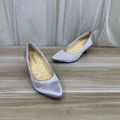 外贸原单新款 女鞋 时尚 百搭气质通勤缎面细跟尖头浅口单鞋