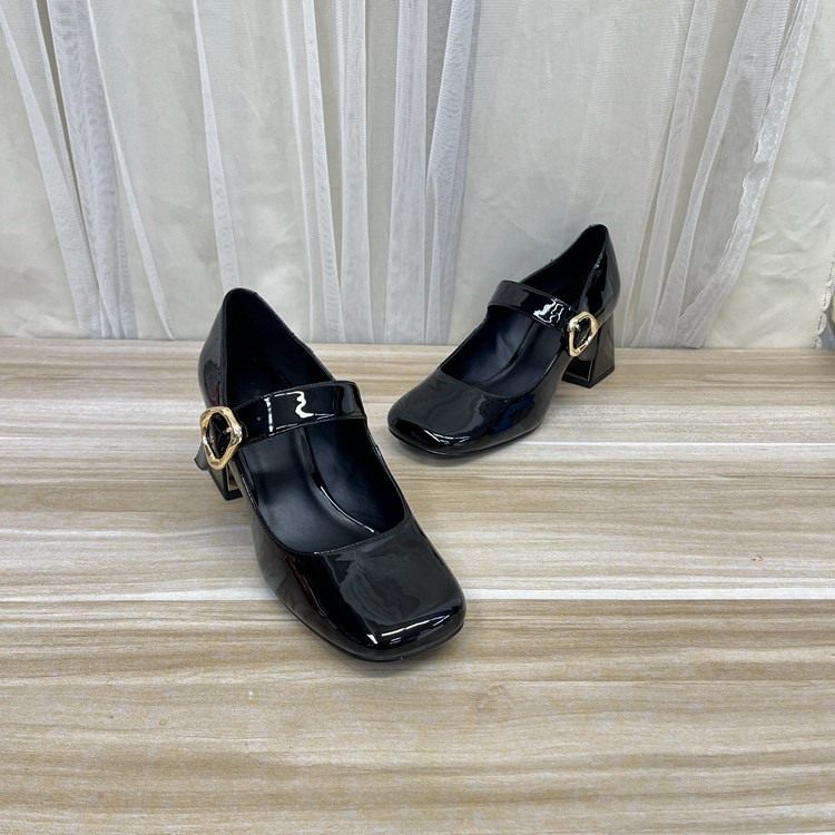 简约时尚新款舒适气质女款皮鞋