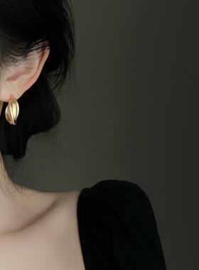 高级感耳钉方圆脸耳饰