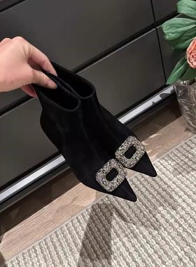法式尖头细跟短靴女羊猄皮配裙子黑色加绒水钻高跟弹力瘦瘦袜靴子