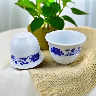 景德镇40毫升青花酒杯家用白酒杯一两口杯老式上供小酒盅舞蹈道具