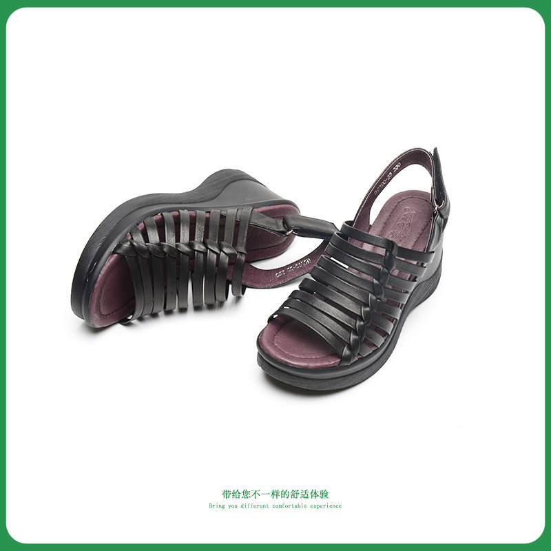 一席之地女鞋2024年夏季厚底真皮高跟坡跟罗马鞋黑色草编细带凉鞋