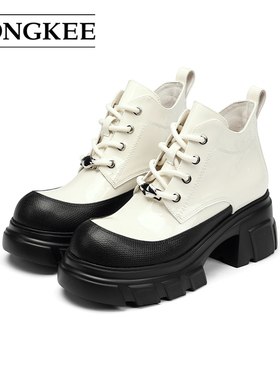 Hongkee/红科靴子女新款圆头厚底亮面时尚休闲女靴H614D420