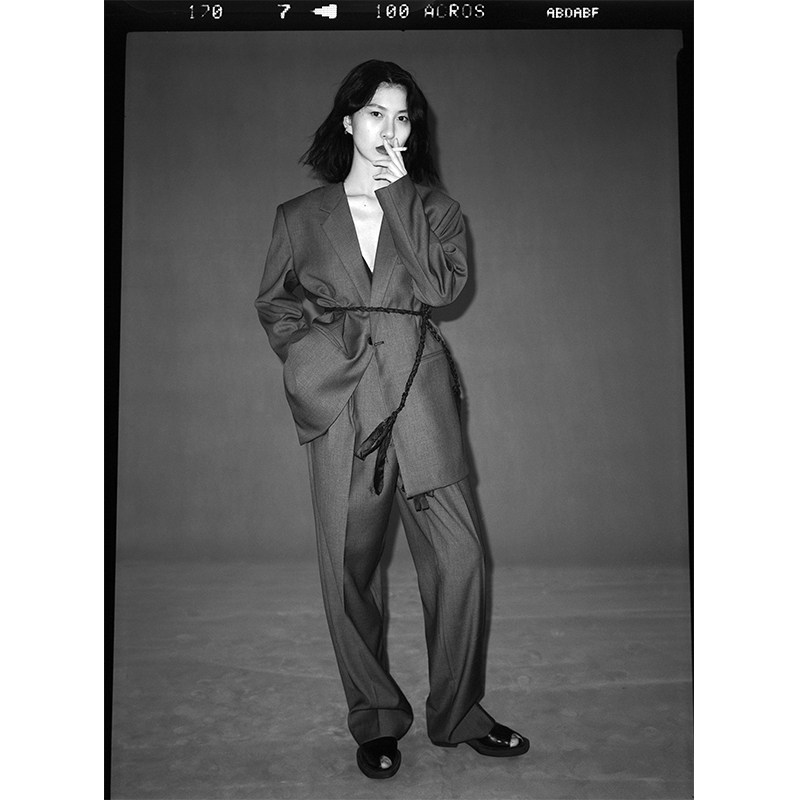 VAPOURBLUE GRAY RETRO SILHOUETTE SUITS FOR MEN AND WOMEN SPRING TEMPERAMENT LOOSE CASUAL LUXURY BLAZER