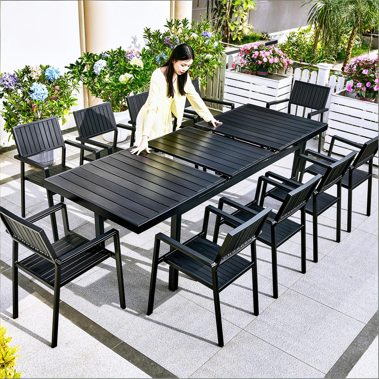 户外桌椅庭院花园休闲防腐木可伸缩防水防晒商用露天室外塑木桌椅