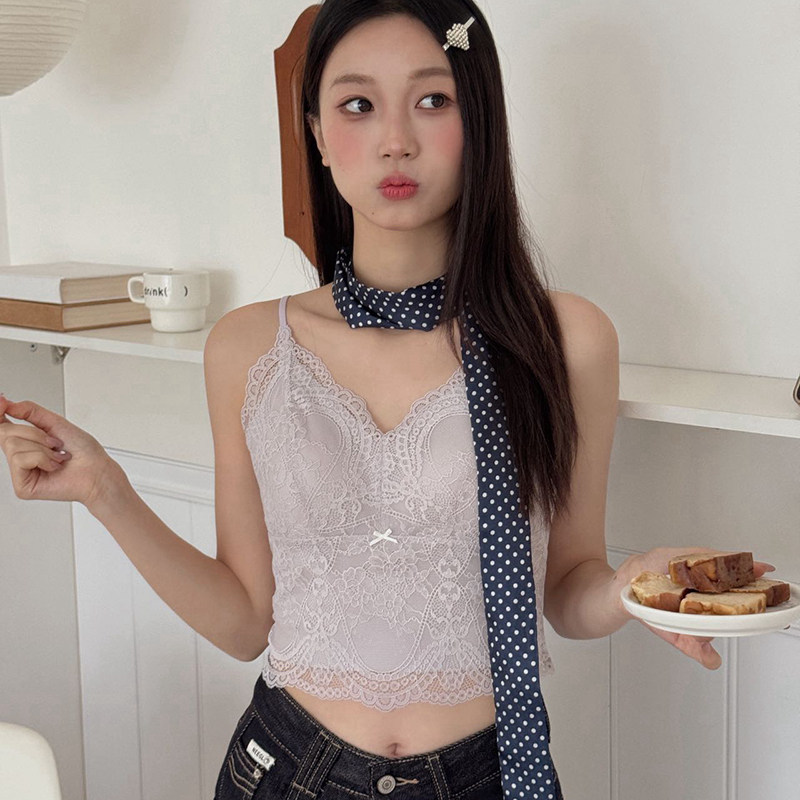 精致蕾丝美背吊带三角杯内搭背心