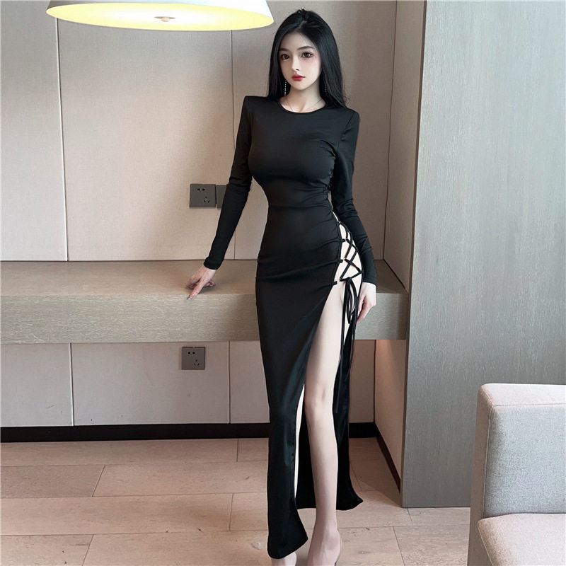 欧美跨界ins夜店性感连衣裙2026斜边开叉长袖修身系带包臀连衣裙