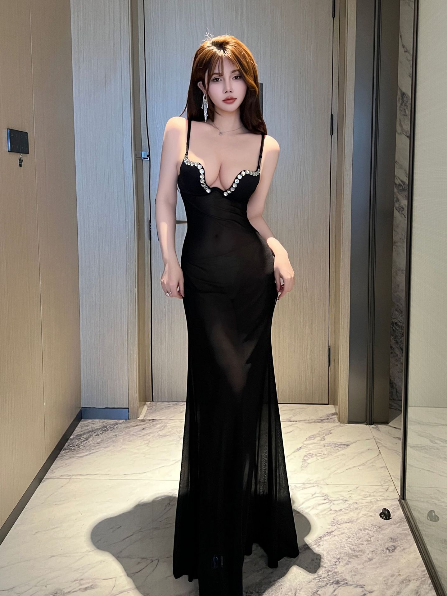 车模夜场小姐露背连衣裙深V吊带桑拿足浴性透视真空鱼尾礼服女