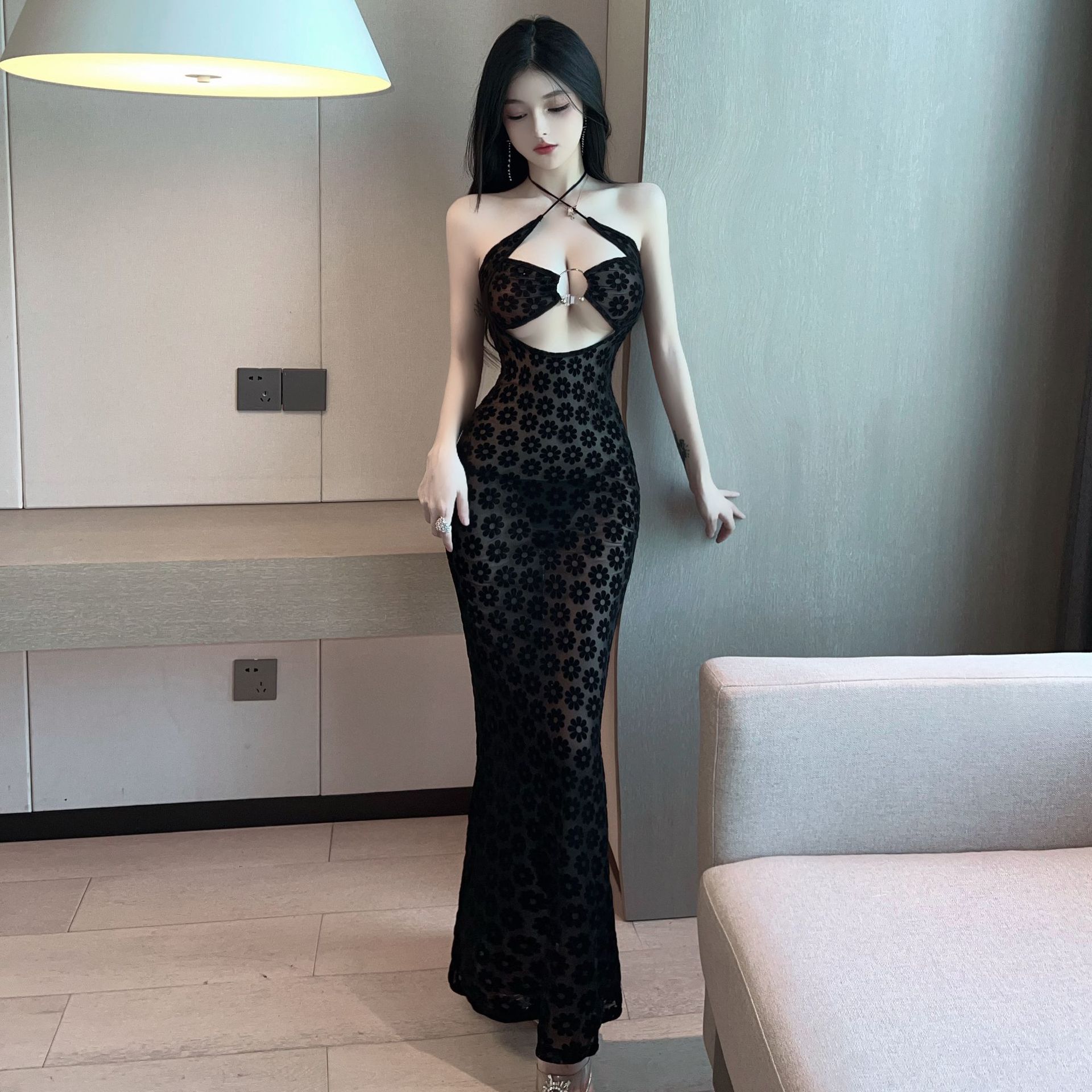 夜场性感欧美风挂脖辣妹性感镂空透视修身显瘦包臀长款夜店连衣裙