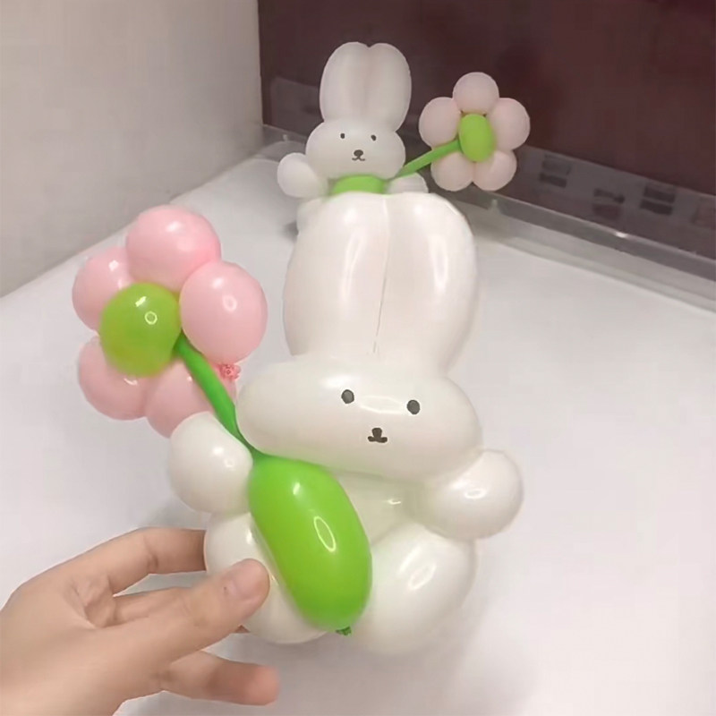 小兔子摇摇玫瑰花气球儿童宝宝表白情人节长条玫瑰花diy生日礼物