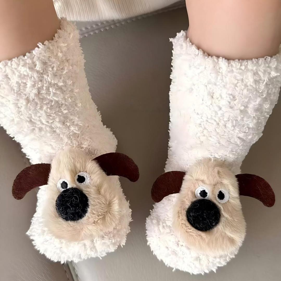 宝宝地板袜婴儿保暖地板鞋儿童毛绒绒防滑室内步前鞋冬小月龄袜靴