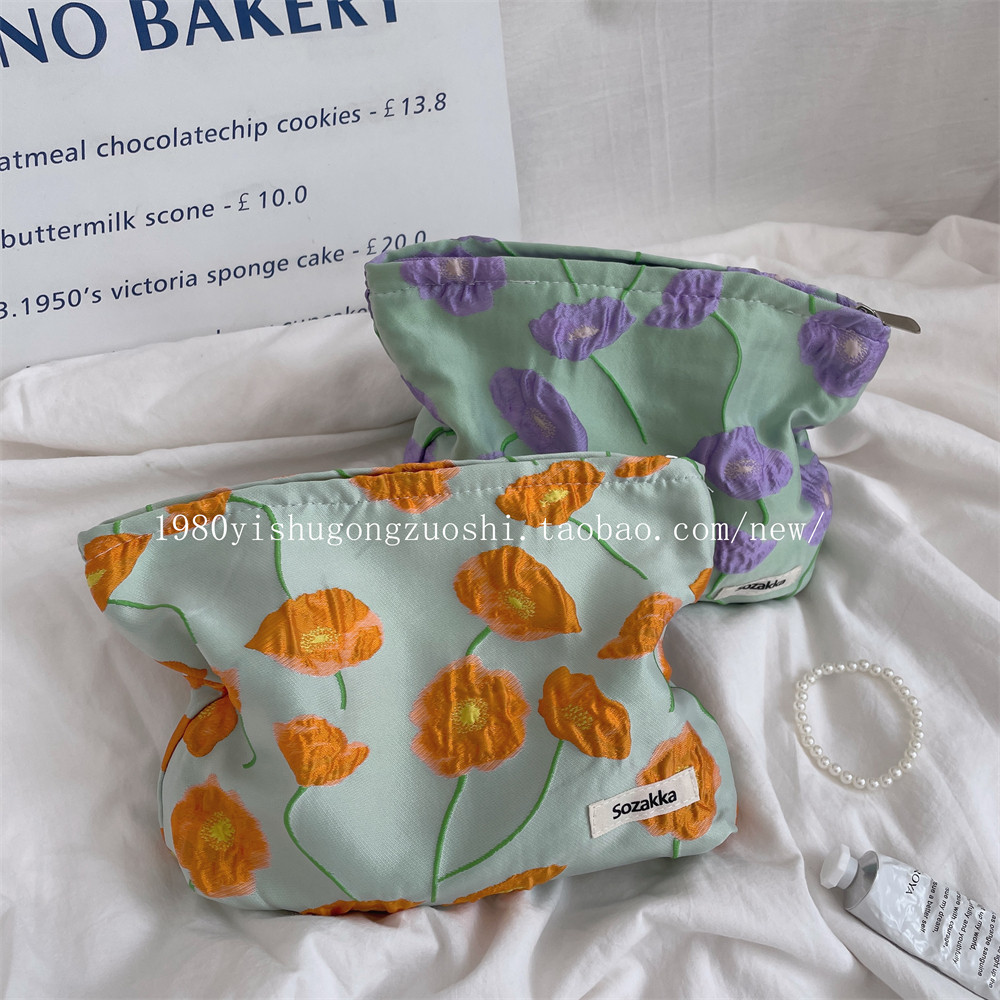 ins风花朵化妆包女便携式女生旅行外出护肤品立体花大容量收纳袋
