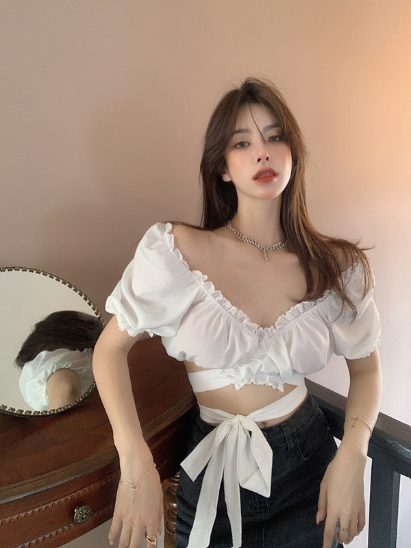 Real price 2021 summer new French slim shirt bubble sleeve short open back lace up pure desire top girl