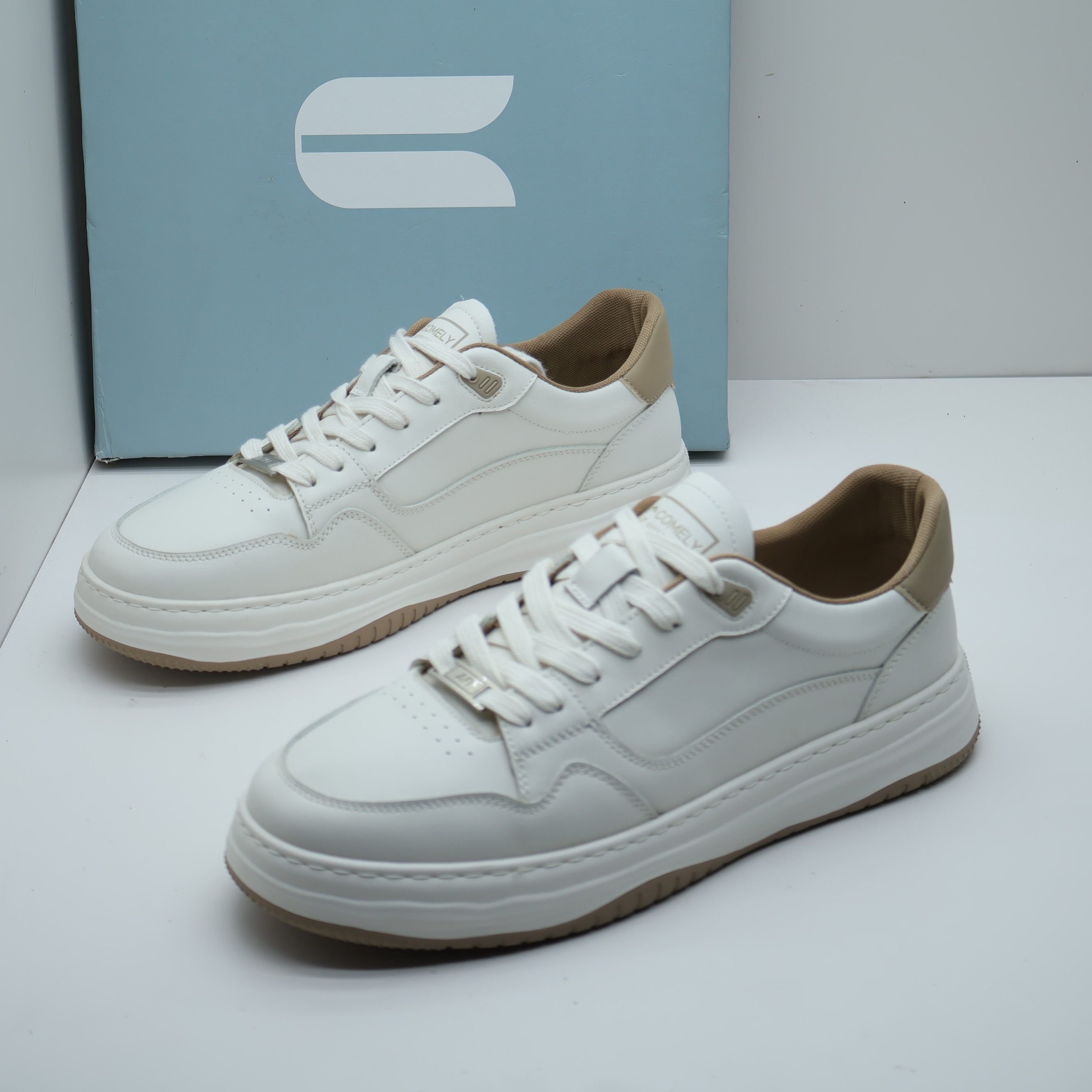 comedy/康莉撤柜断码秋季真皮圆头厚底男士休闲运动鞋时尚小白鞋,流行男鞋,时尚休闲鞋,淘宝优惠券,粉丝福利购,淘宝优惠卷