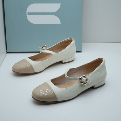Comely/康莉撤柜断码秋季真皮小香风圆头一字带玛丽珍浅口女单鞋