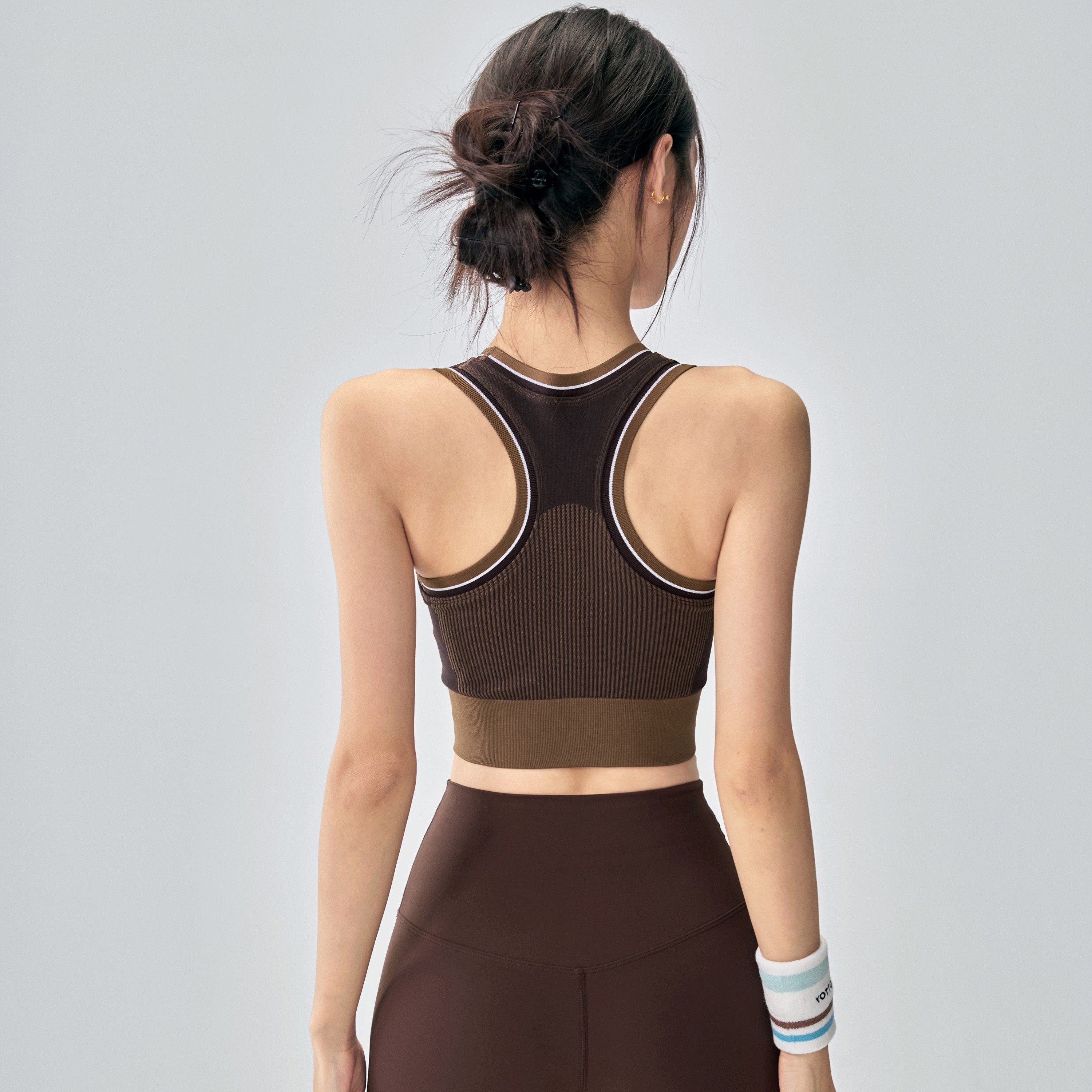 秋冬瑜伽服背心套装女带胸垫运动内衣防震专业训练健身文胸外穿新,运动服/休闲服装,运动背心,淘宝优惠券,粉丝福利购,淘宝优惠卷