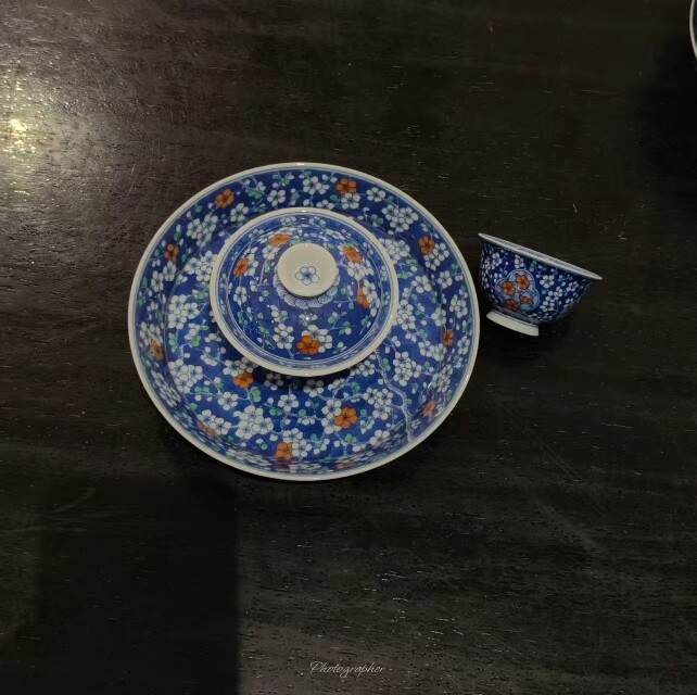 庆茗堂景德镇茶器手工手绘青花矾红冰梅纹压手杯盖碗壶承三件套