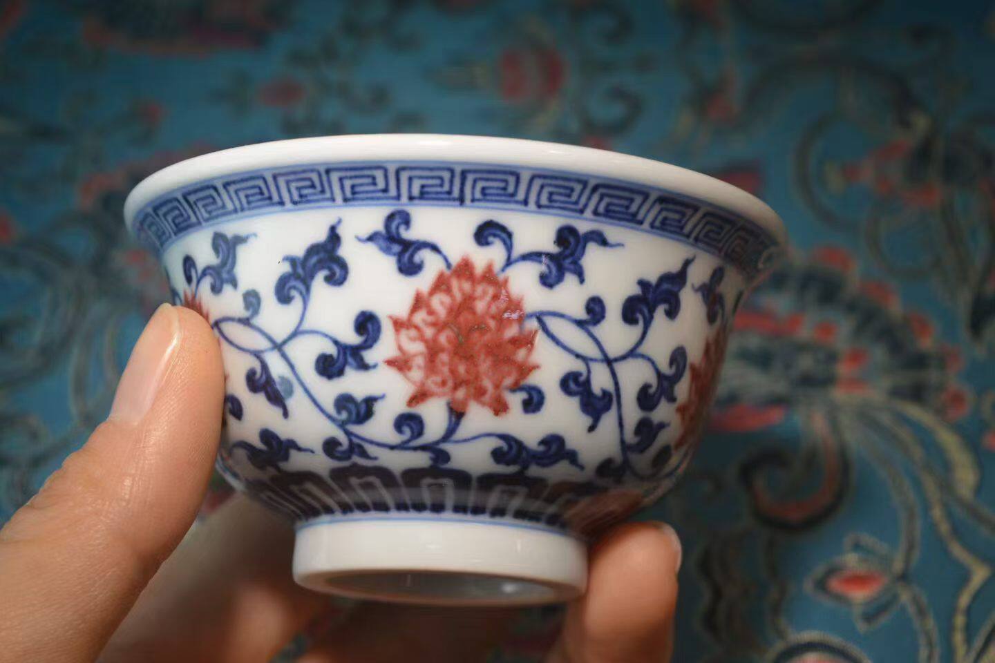 庆茗堂景德镇茶器手工手绘青花釉里红缠枝莲压手杯盖款壶承三件套